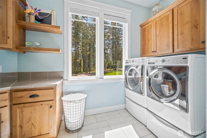 Property photo for 411 Five Peaks Drive, Kalama photo 20