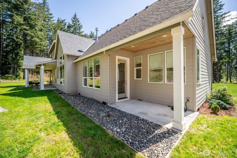 Property photo for 411 Five Peaks Drive, Kalama photo 27