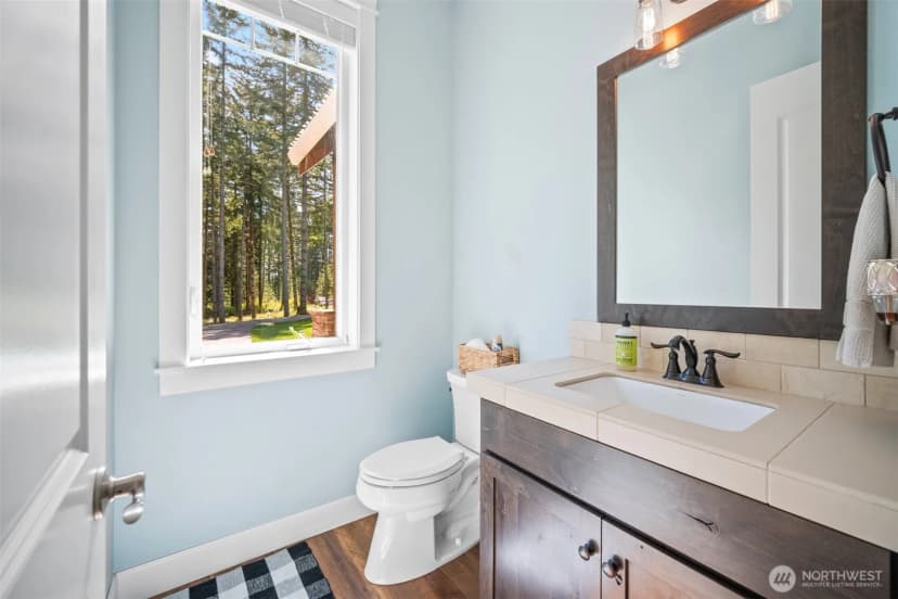 Property photo for 411 Five Peaks Drive, Kalama photo 21
