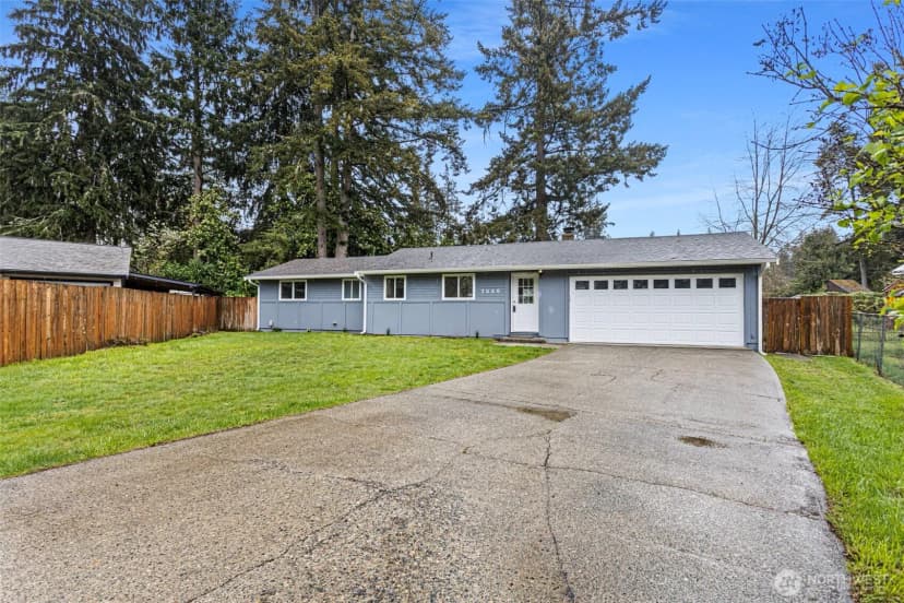 Property photo for 3000 Se Alson Court, Port Orchard