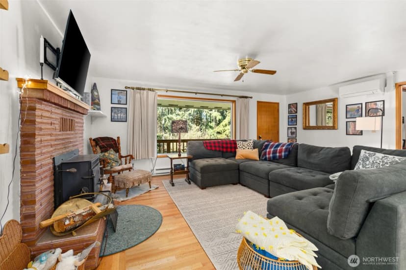 Property photo for 810 King Road, Winlock photo 16