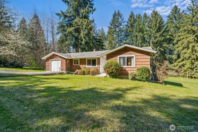 Property photo for 810 King Road, Winlock photo 4