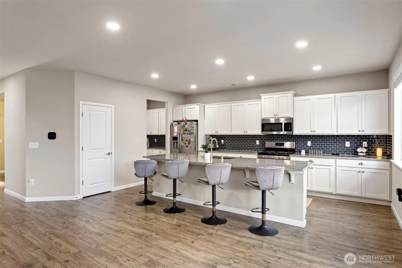 Property photo for 18439 138th Street E, Bonney Lake photo 11