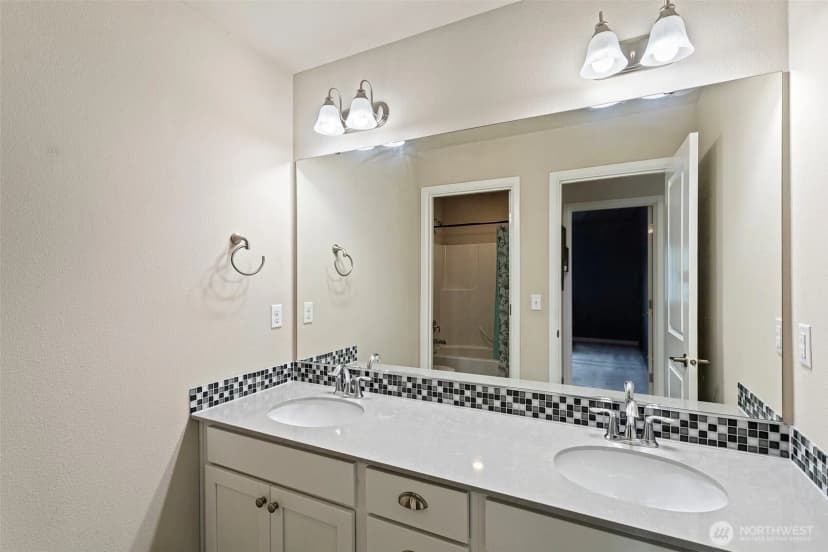Property photo for 18439 138th Street E, Bonney Lake photo 24