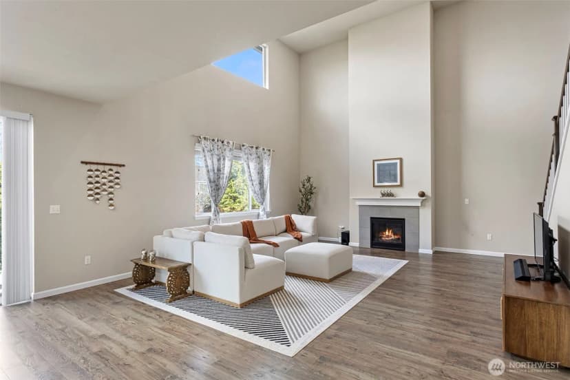 Property photo for 18439 138th Street E, Bonney Lake photo 3