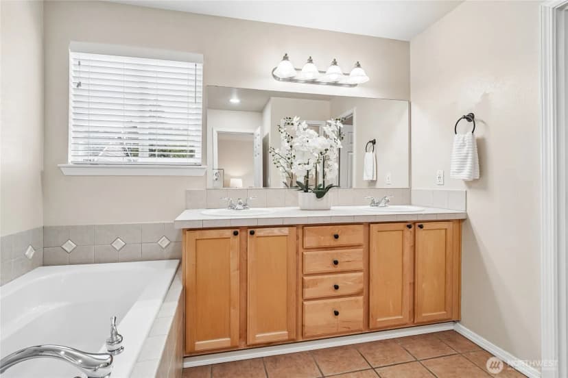 Property photo for 111 Nellis Road, Bothell photo 14