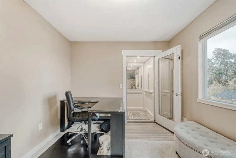 Property photo for 11031 Cornell Avenue S, Seattle photo 18