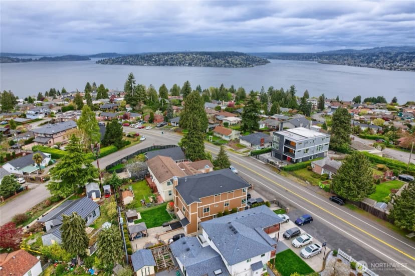Property photo for 11031 Cornell Avenue S, Seattle photo 36