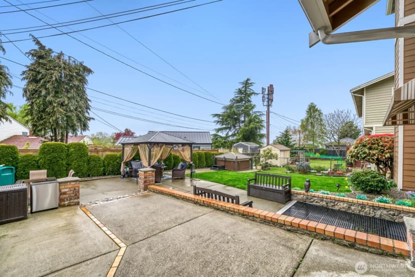 Property photo for 11031 Cornell Avenue S, Seattle photo 27