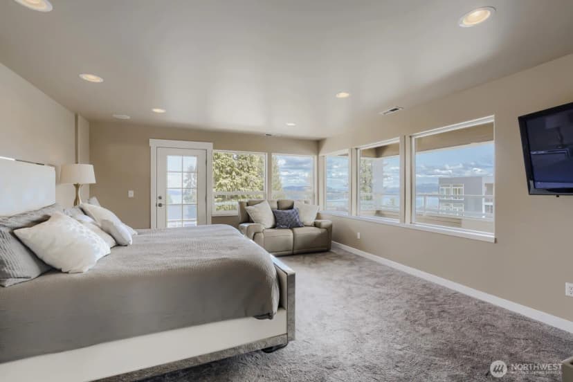 Property photo for 11031 Cornell Avenue S, Seattle photo 8