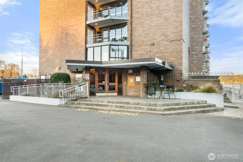 Property photo for 9500 Rainier Avenue S #507, Seattle photo 38
