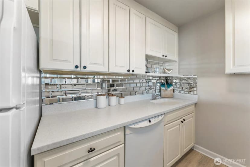 Property photo for 9500 Rainier Avenue S #507, Seattle photo 12