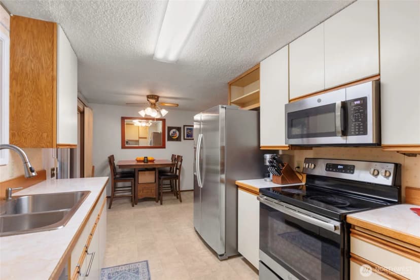 Property photo for 3300 Carpenter Road Se #18, Lacey photo 9