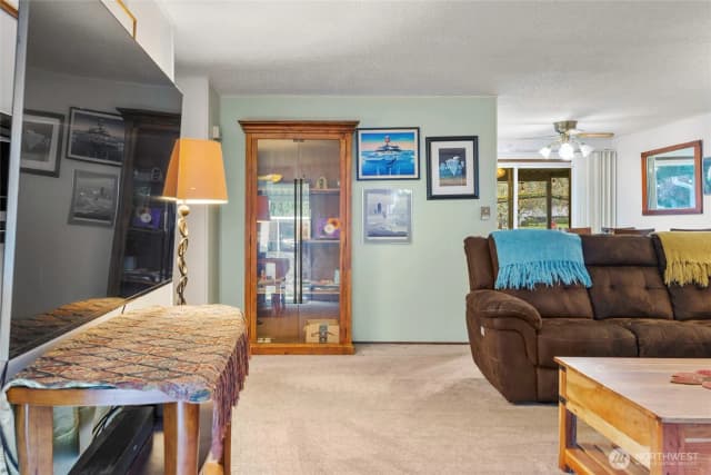 Property photo for 3300 Carpenter Road Se #18, Lacey photo 4