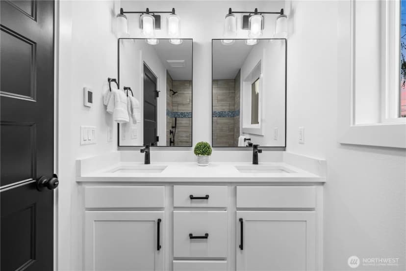 Property photo for 9731 13th Avenue Nw, Seattle photo 19