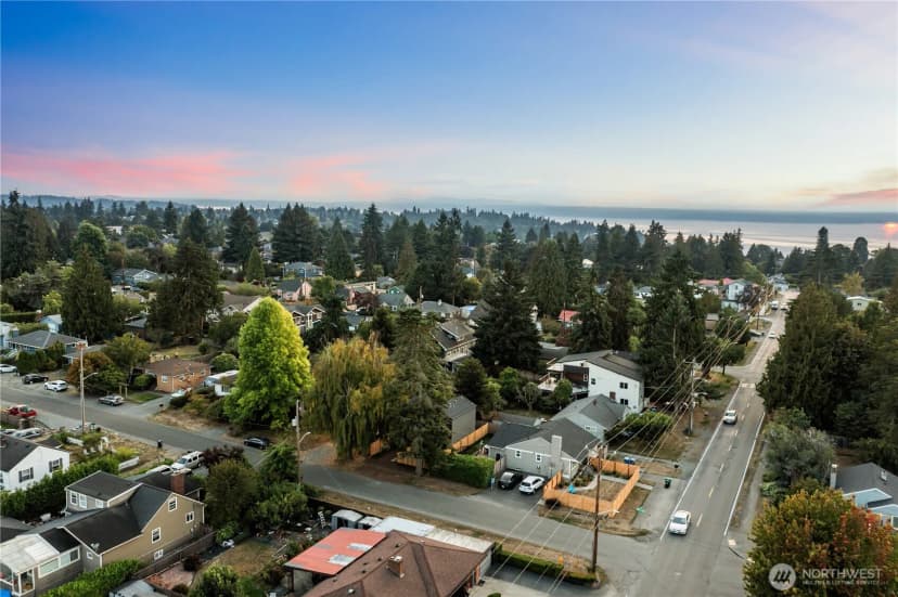 Property photo for 9731 13th Avenue Nw, Seattle photo 27