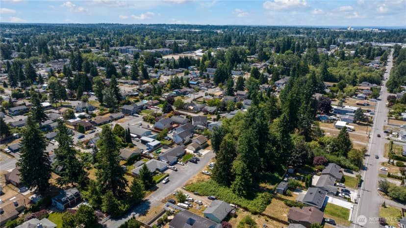 Property photo for 2 Xx 106th Street Se, Everett photo 5