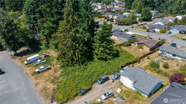 Property photo for 2 Xx 106th Street Se, Everett photo 2