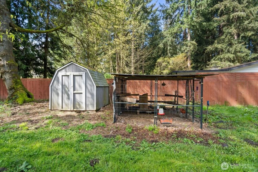 Property photo for 8628 358th Street S, Roy photo 24