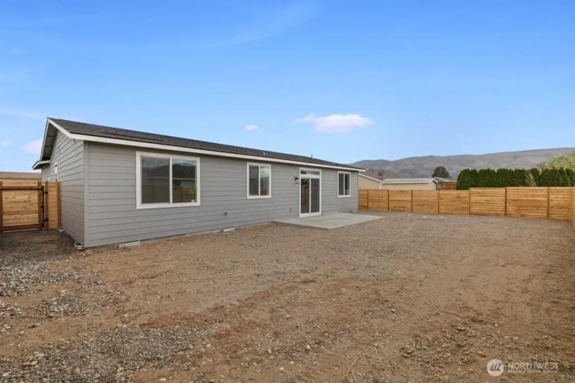 Property photo for 334 Spring Circle Sw, Mattawa photo 28