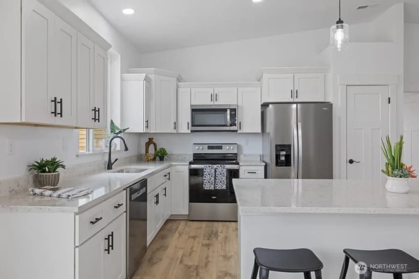 Property photo for 334 Spring Circle Sw, Mattawa photo 5