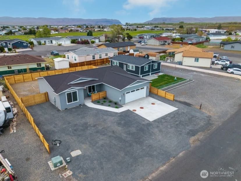Property photo for 334 Spring Circle Sw, Mattawa photo 35