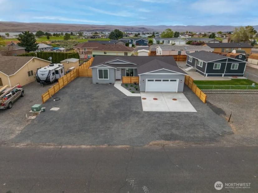 Property photo for 334 Spring Circle Sw, Mattawa photo 34