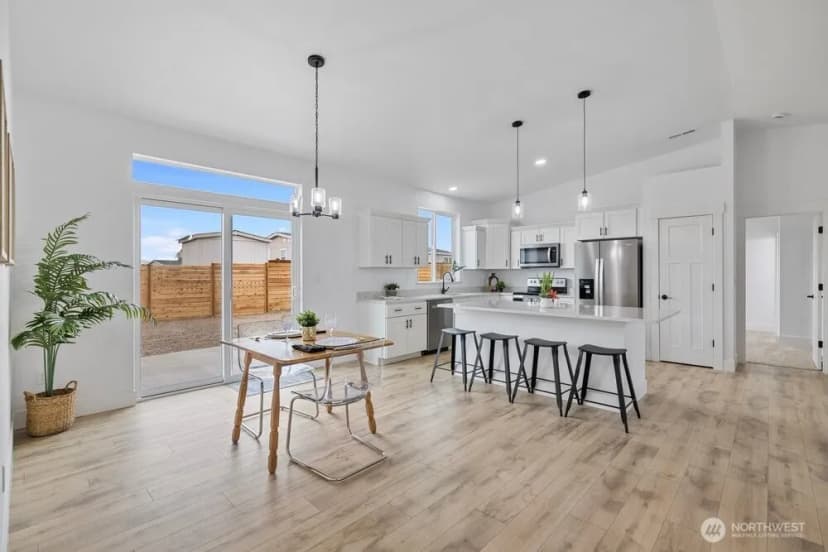 Property photo for 334 Spring Circle Sw, Mattawa photo 8