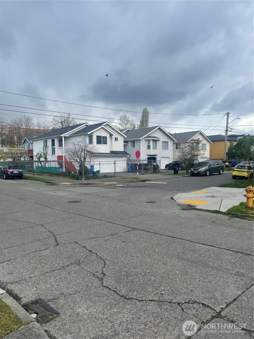 Property photo for 3101 S Walden Street, Seattle photo 10