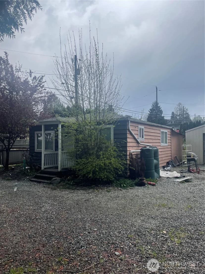 Property photo for 3101 S Walden Street, Seattle photo 4