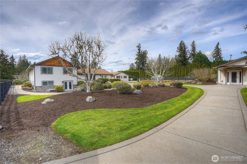 Property photo for 30815 Webster Road E, Eatonville photo 20