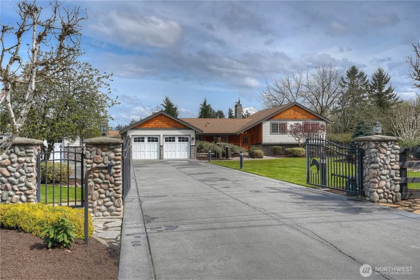 Property photo for 30815 Webster Road E, Eatonville photo 35
