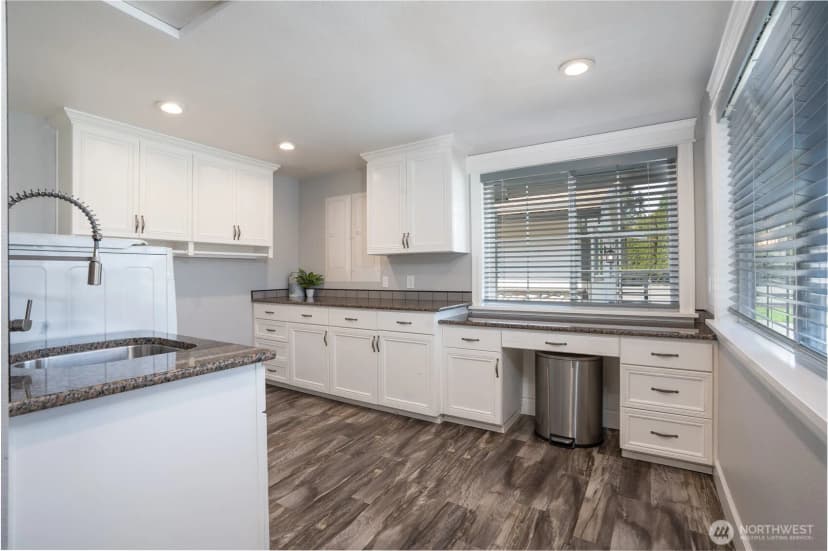 Property photo for 30815 Webster Road E, Eatonville photo 19