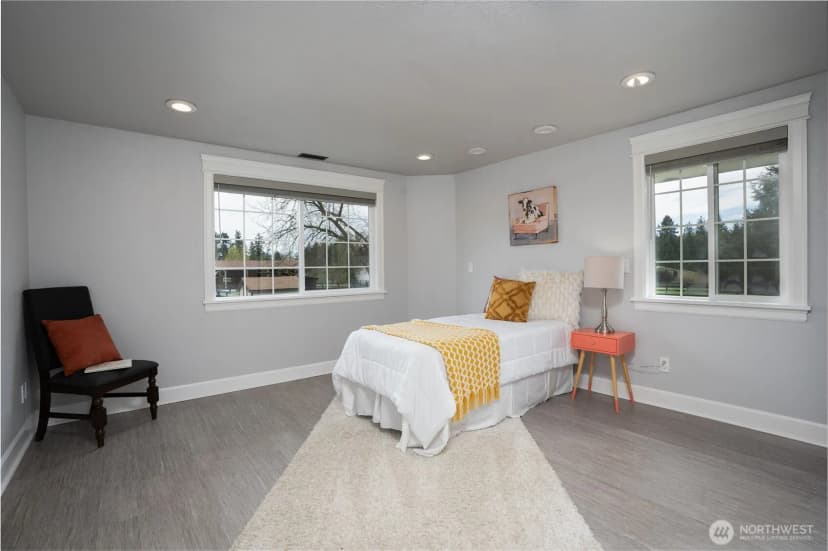Property photo for 30815 Webster Road E, Eatonville photo 15