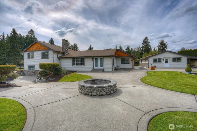 Property photo for 30815 Webster Road E, Eatonville photo 27