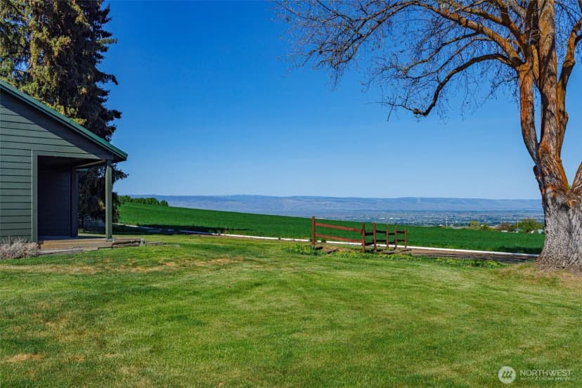 Property photo for 5500 Weaver Road, Ellensburg photo 18