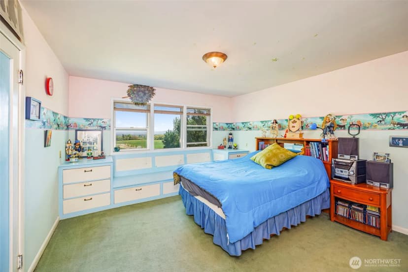 Property photo for 5500 Weaver Road, Ellensburg photo 14