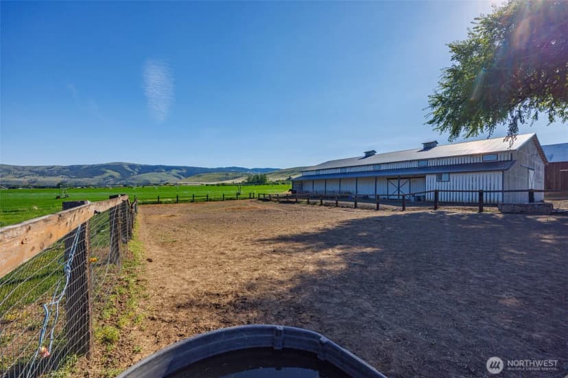 Property photo for 5500 Weaver Road, Ellensburg photo 26