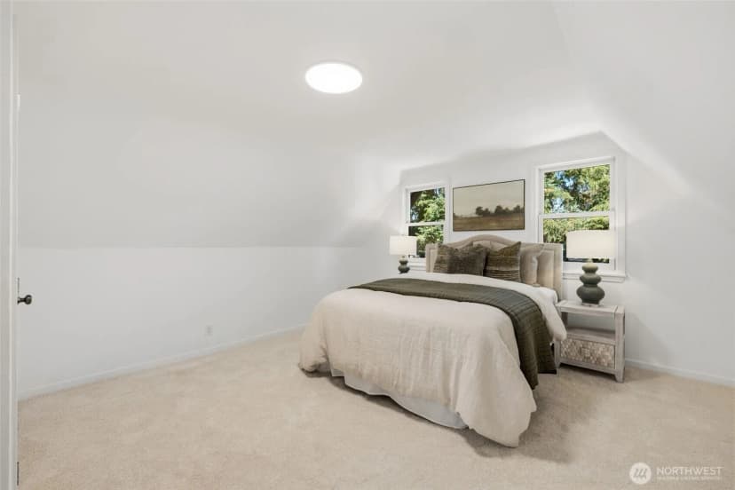 Property photo for 2408 164th Avenue Ne, Bellevue photo 19