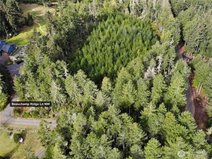 Property photo for 7288 Beauchamp Lane Nw, Seabeck photo 3