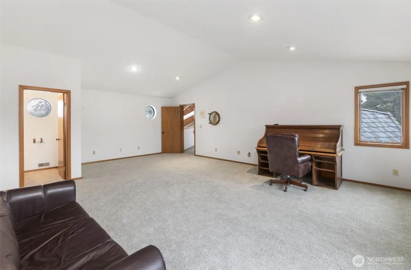 Property photo for 280 Surf Street, Westport photo 24