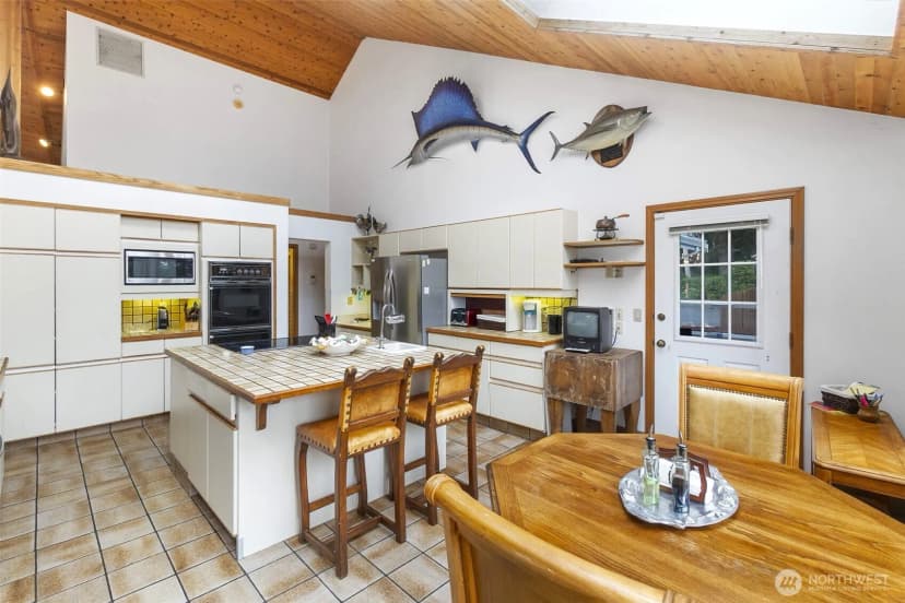 Property photo for 280 Surf Street, Westport photo 10