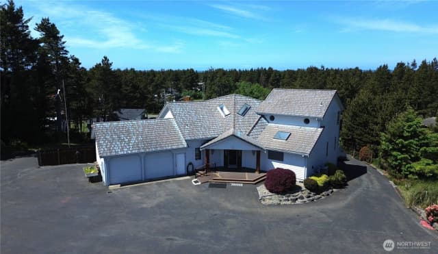 Property photo for 280 Surf Street, Westport photo 2