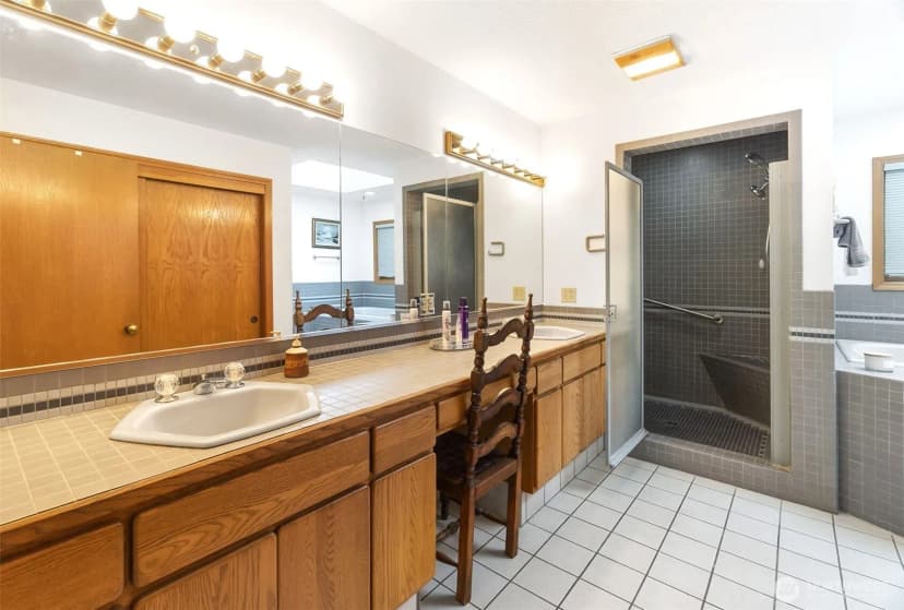 Property photo for 280 Surf Street, Westport photo 19