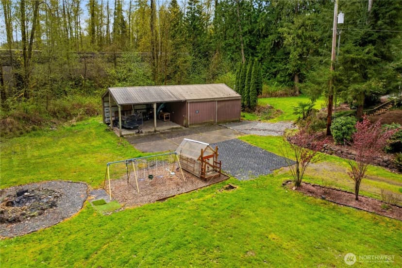 Property photo for 11124 Downes Road, Snohomish photo 35
