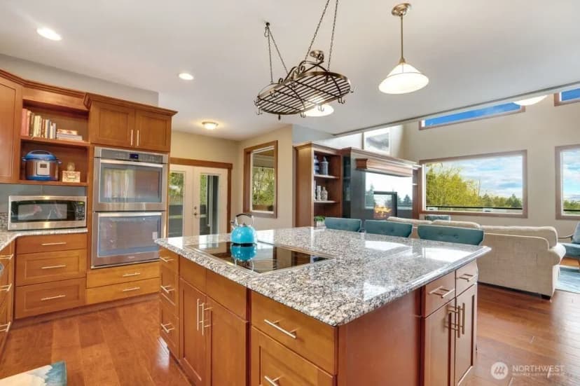 Property photo for 1401 32nd Street Pl Se, Puyallup photo 8