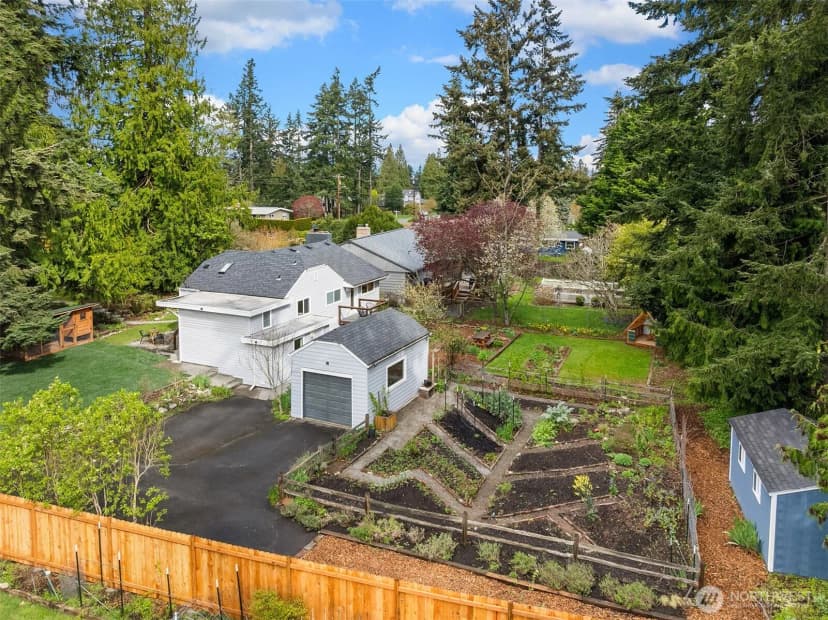 Property photo for 21625 92nd Avenue W, Edmonds photo 36