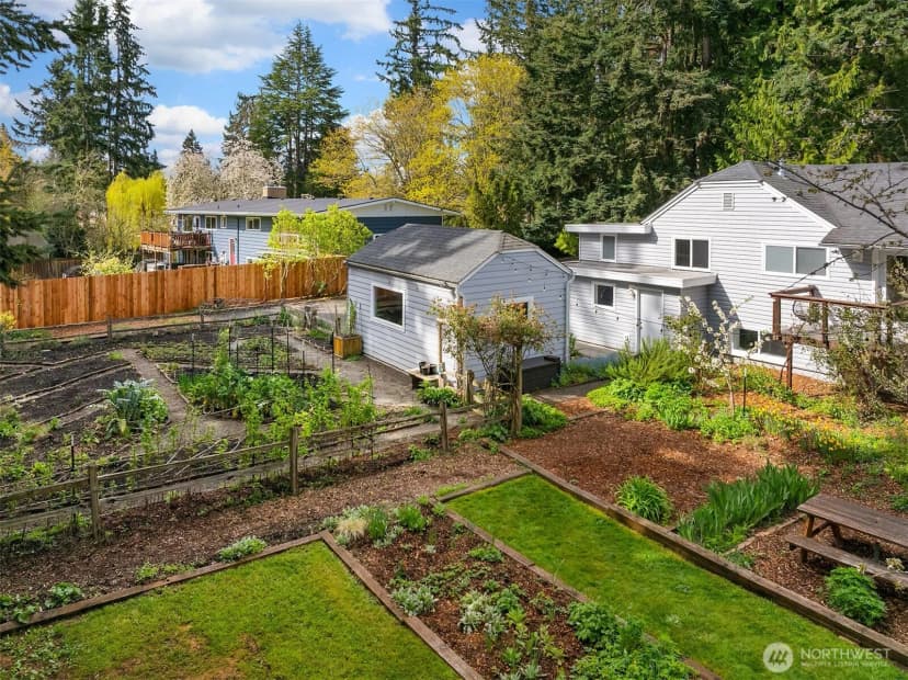 Property photo for 21625 92nd Avenue W, Edmonds photo 34