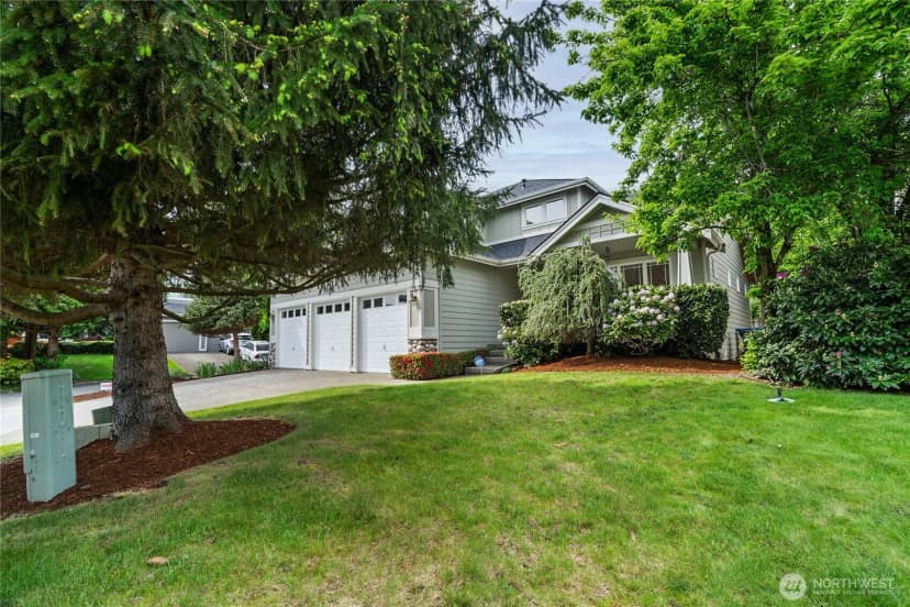 Property photo for 18636 172nd Place Se, Renton photo 2