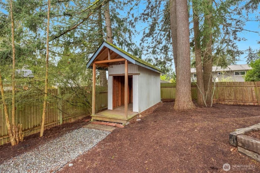 Property photo for 17414 Brook Boulevard, Bothell photo 32